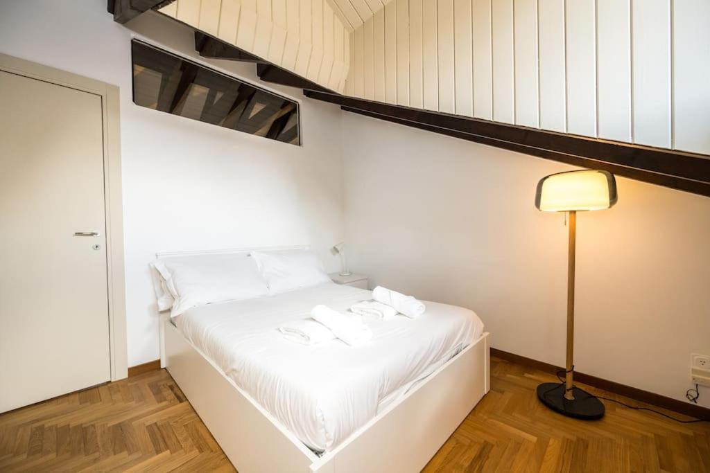 Wonderfull Two Floors Apartment Navigli Milano Ngoại thất bức ảnh